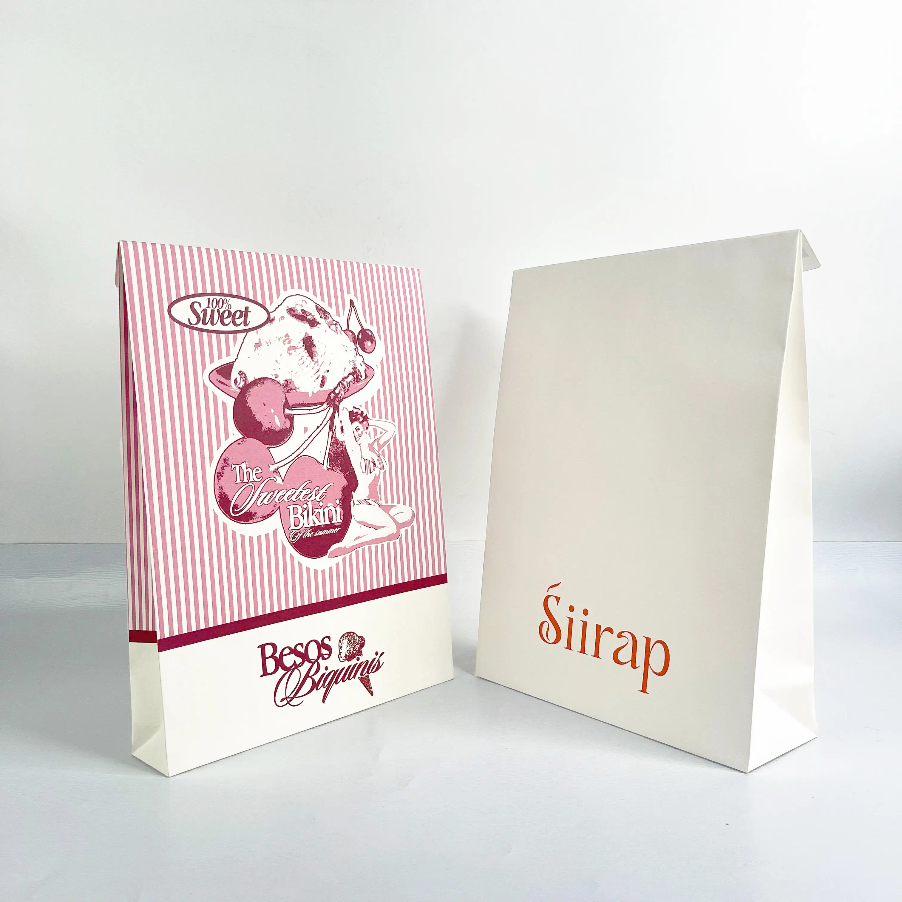 Customized logo white kraft shipping envelopes for clothing packaging