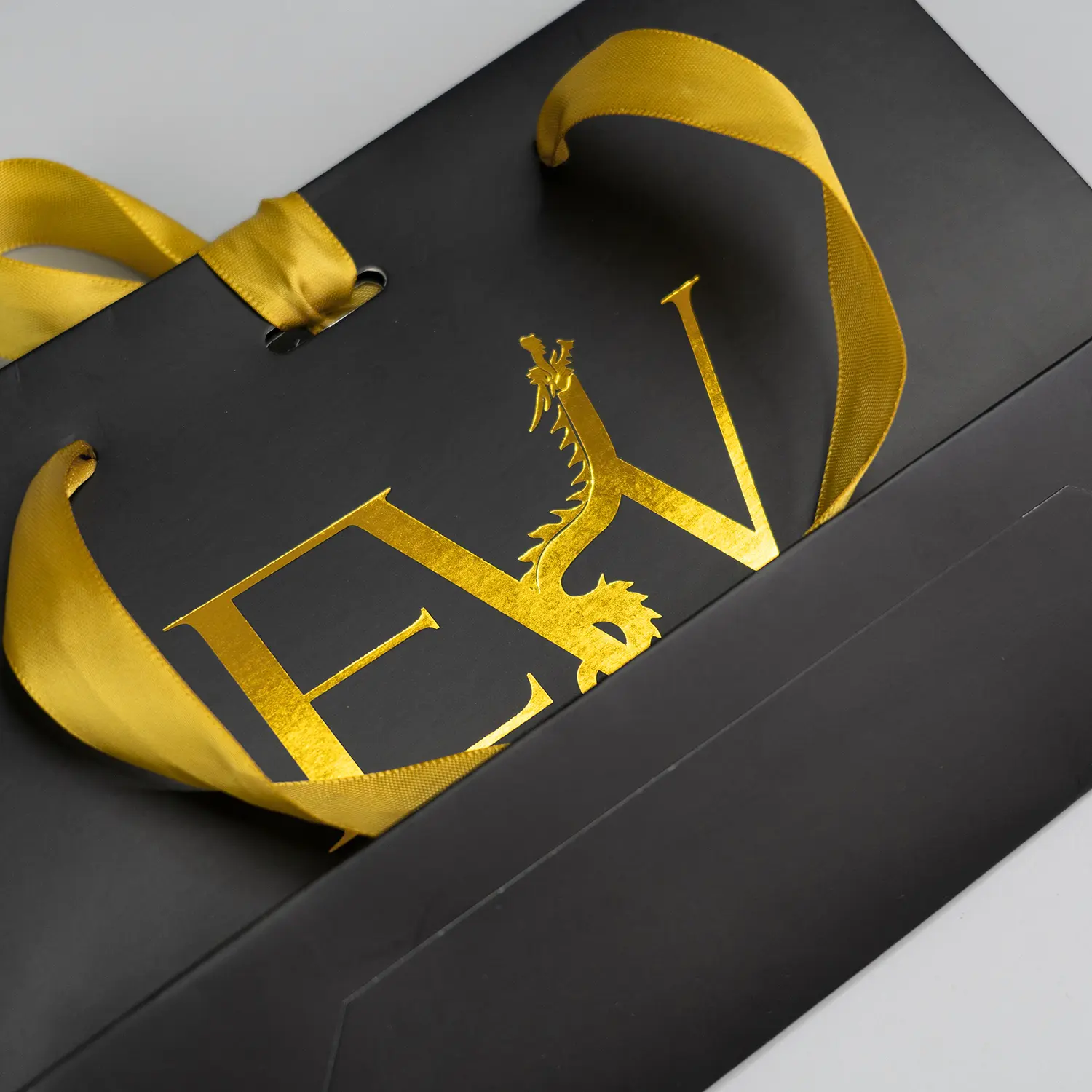 White & black paper gift bag for small business