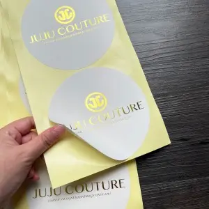 Custom 5inch diameter round sticker label with gold foil logo