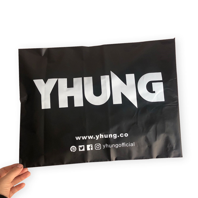 Wholesale Discount Plastic Packaging Bags - Custom print biodegradable ecommerce packaging Poly Mailers shipping bags – Eastmoon detail pictures