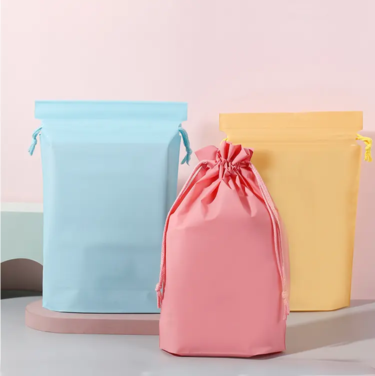 Wholesale custom cosmetics packaging drawstring bag with logo
