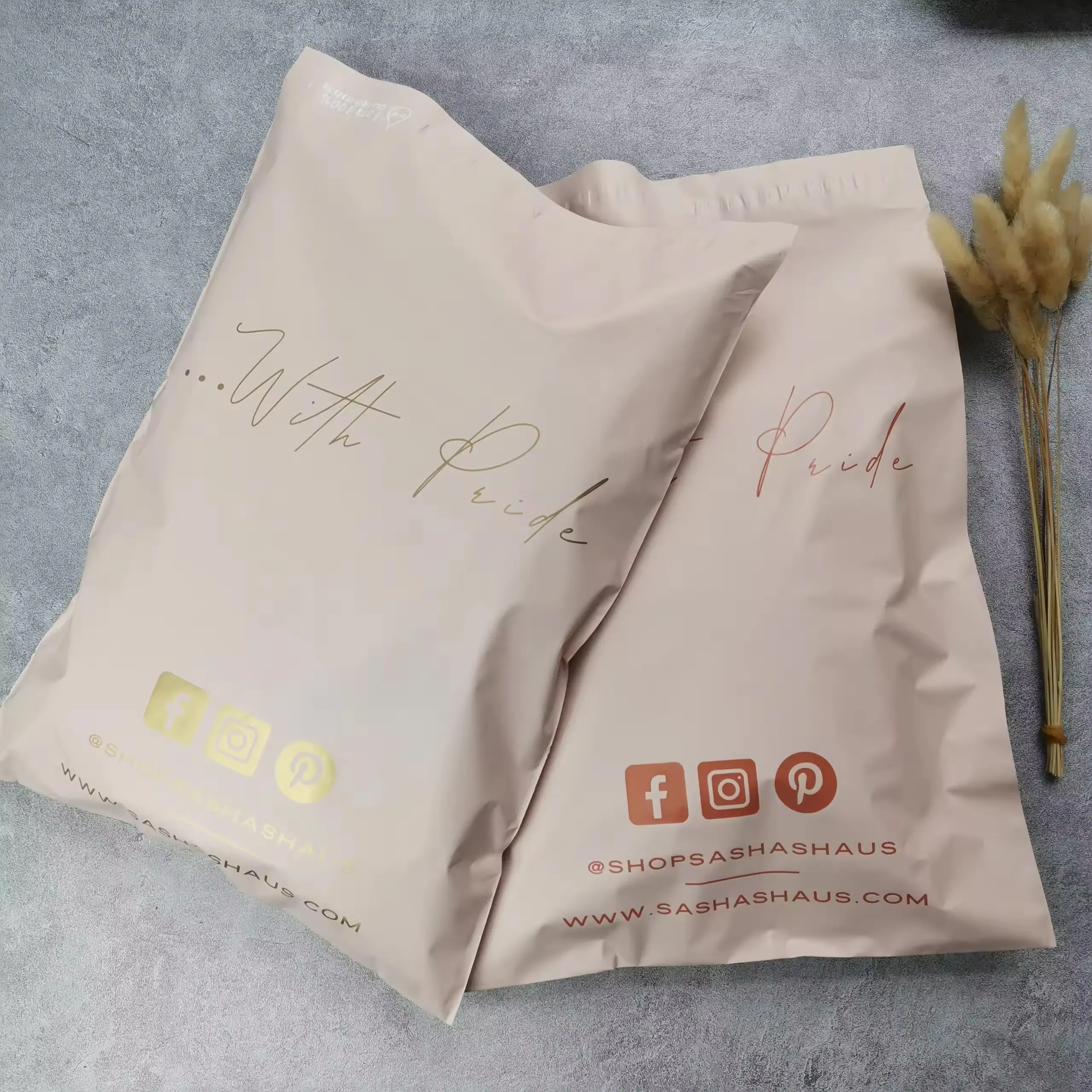 12x16inch Custom logo beige poly mailer clothing shipping postal bags