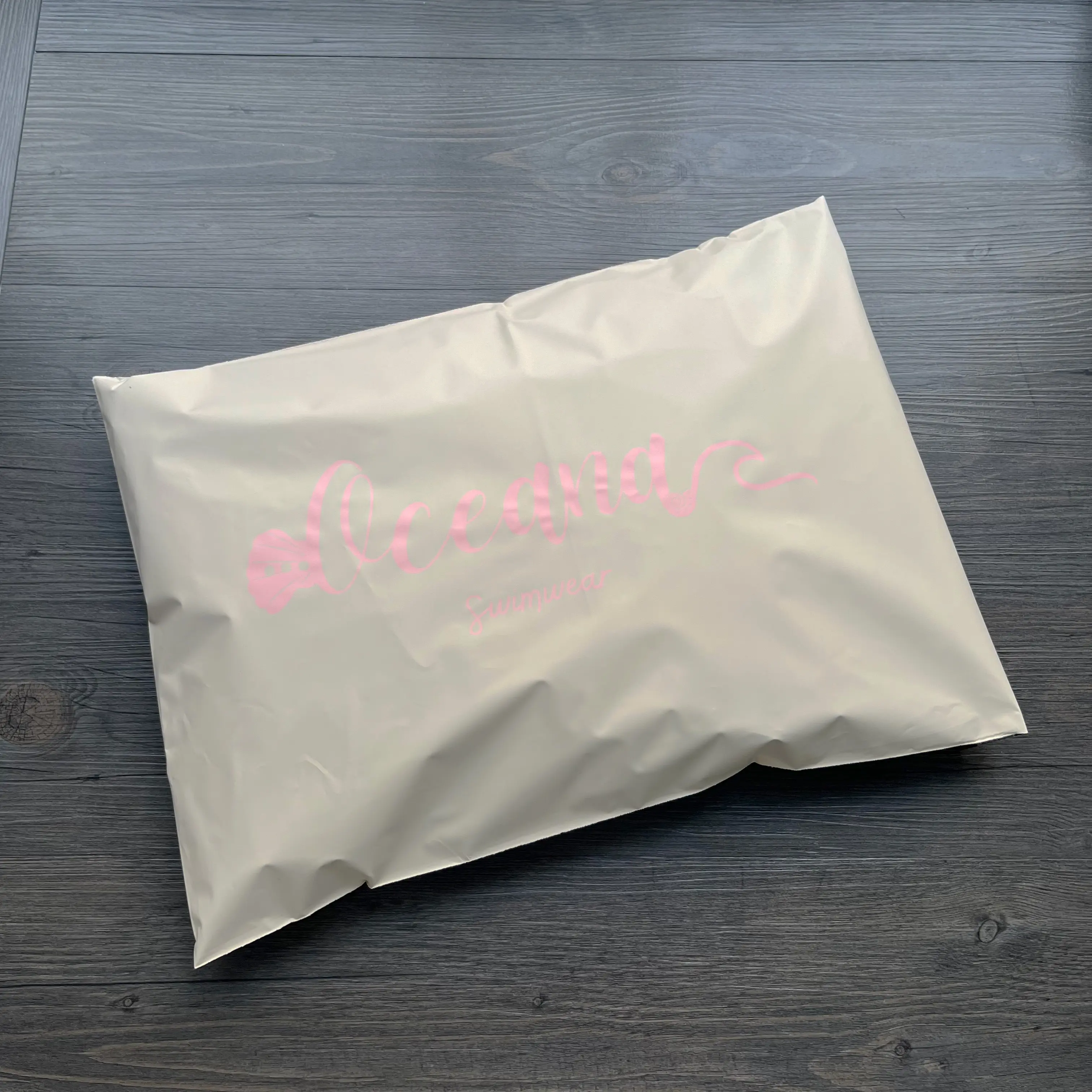 12x16inch Custom logo beige poly mailer clothing shipping postal bags