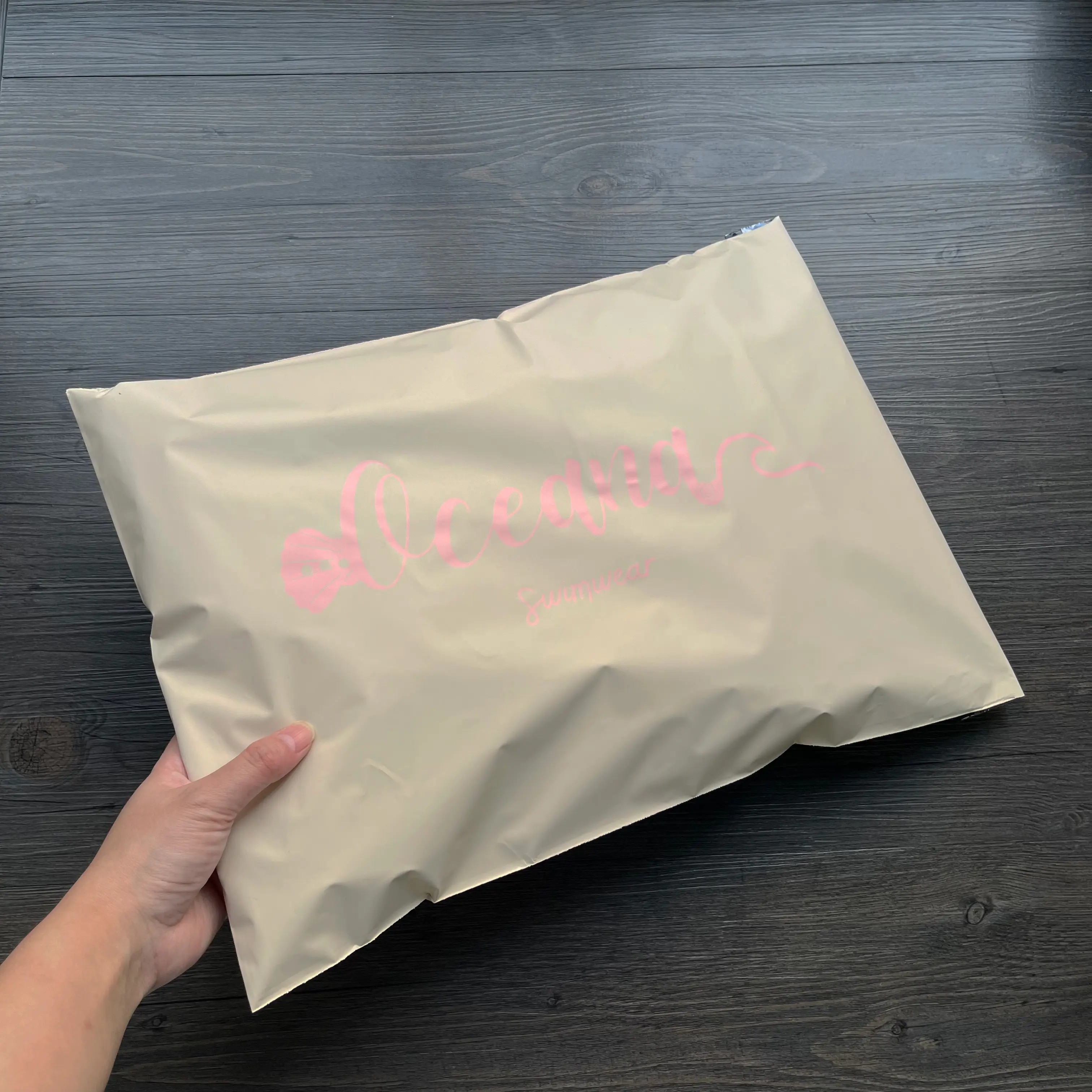 12x16inch Custom logo beige poly mailer clothing shipping postal bags